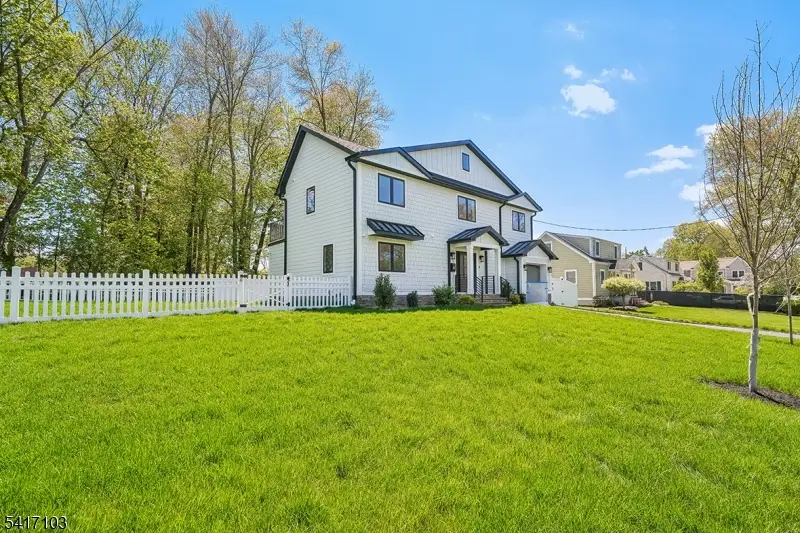 4 Holmes Ave, New Providence, NJ 07974 - #2