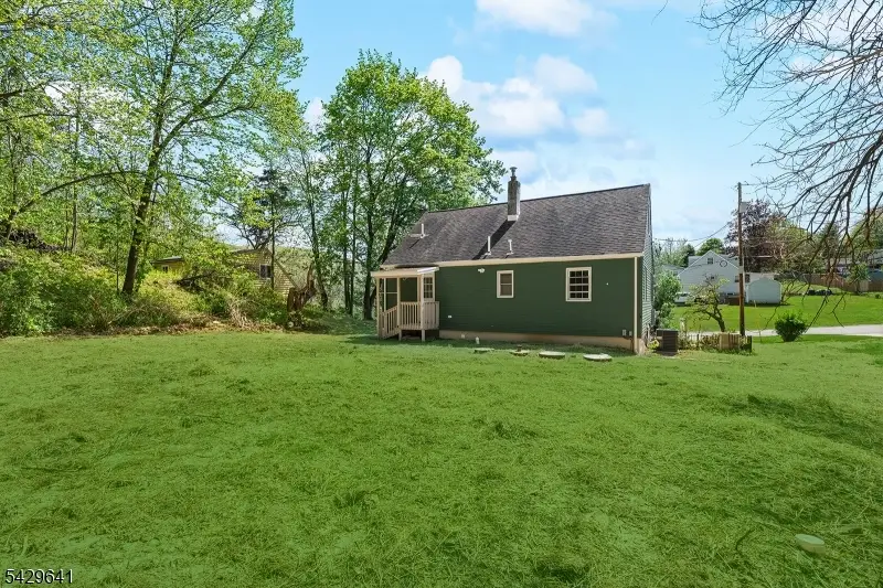 8 Andrea Dr, Vernon, NJ 07462 - #2