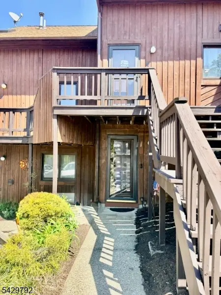 2 Jackson Hole Rd #5, Vernon Twp., NJ 07462
