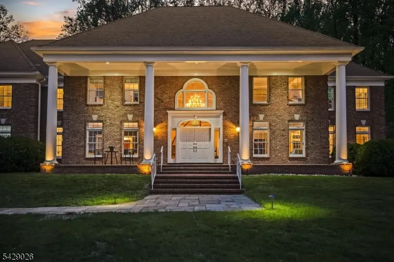 5 Chilton Rd, Chester, NJ 07930 - #2