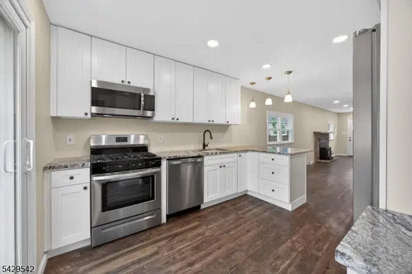 34 Nestor St, Franklin Boro, NJ 07871