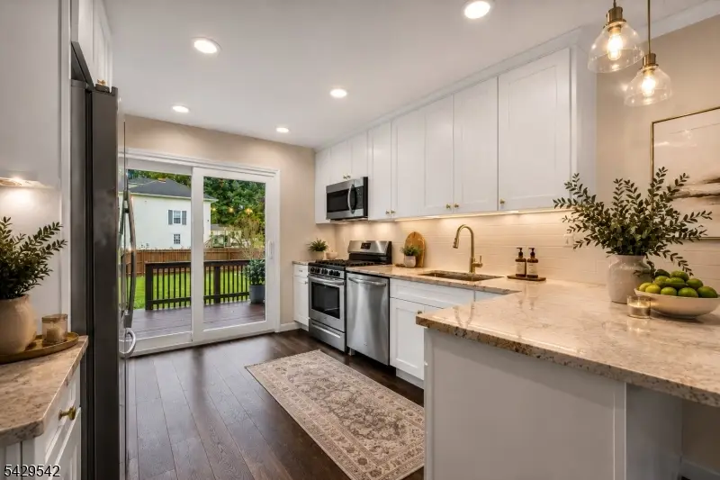34 Nestor St, Franklin, NJ 07871 - #3