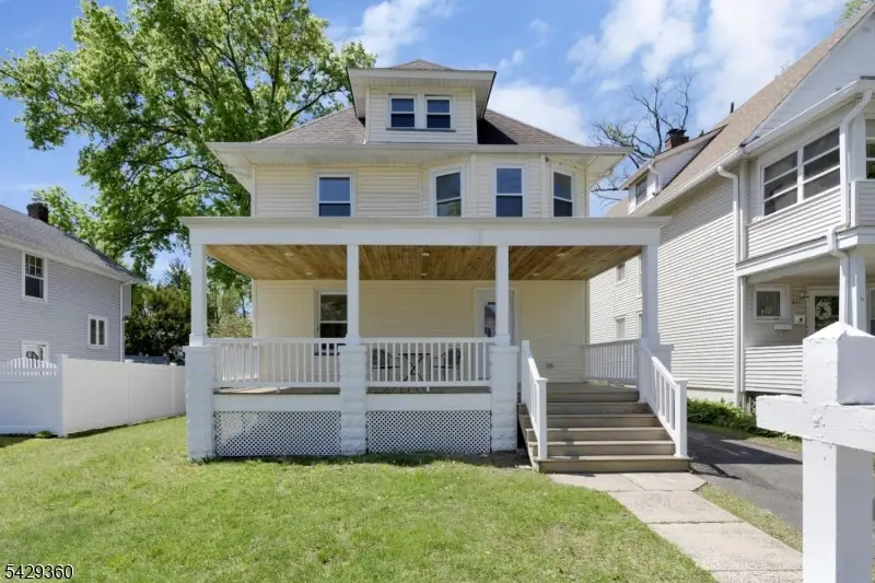 219 Lincoln Ave, Dunellen, NJ 08812 - #1