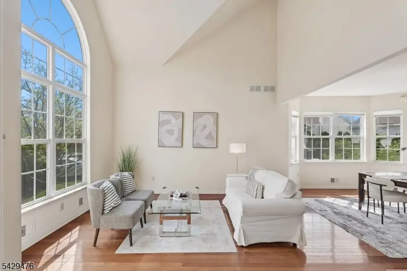 61 Shields Ln, Bradley Gardens, NJ 08807 - #3