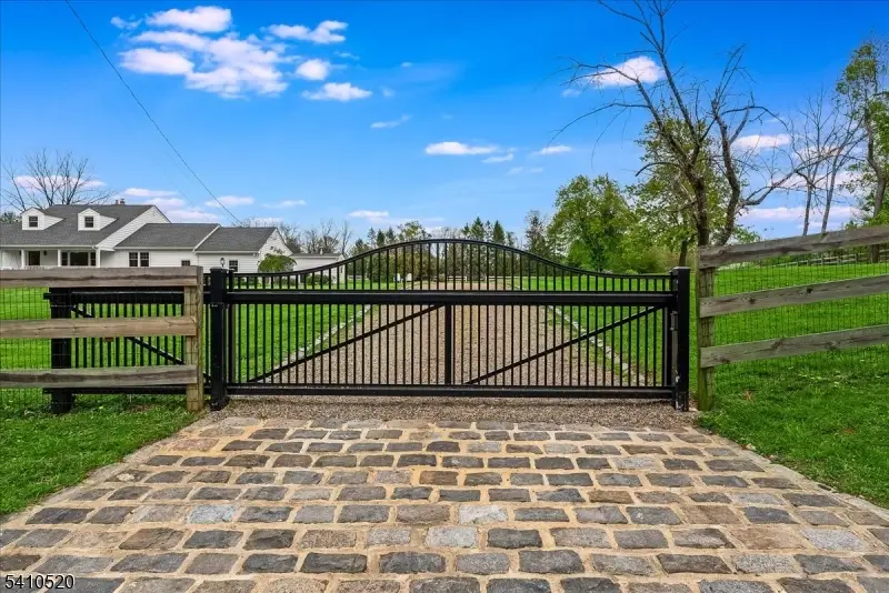7 Daly Rd, Chester, NJ 07931 - #3