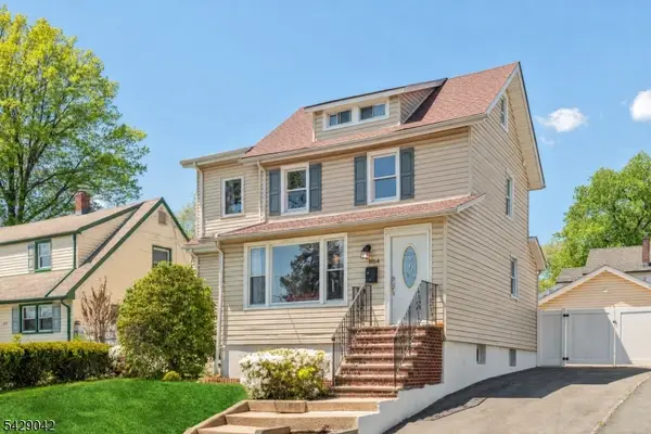 1154 Stasia St, Teaneck Twp., NJ 07666