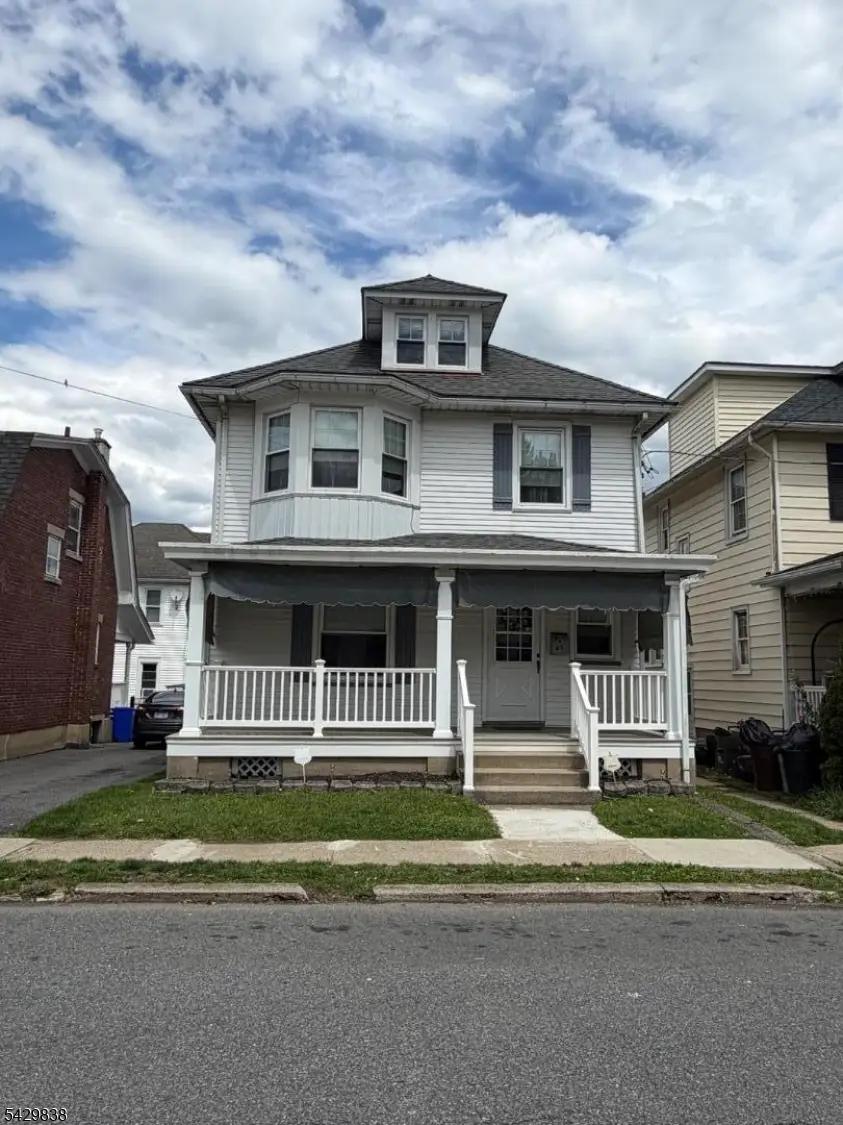 65 Schultz Ave, Phillipsburg, NJ 08865 - #1