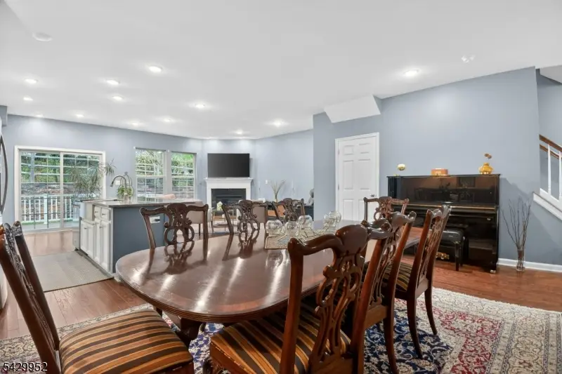 104 Albert Ct, Randolph, NJ 07869 - #3