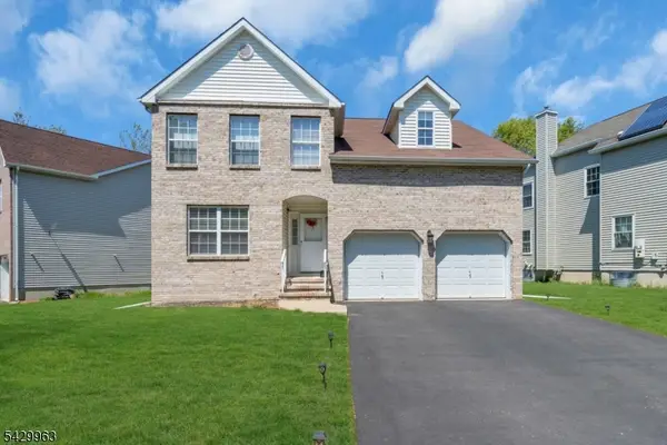 5 Vaccaro Rd, Lawrence Twp., NJ 08648