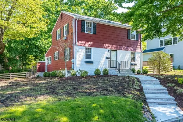 78 Rose St, Metuchen Boro, NJ 08840