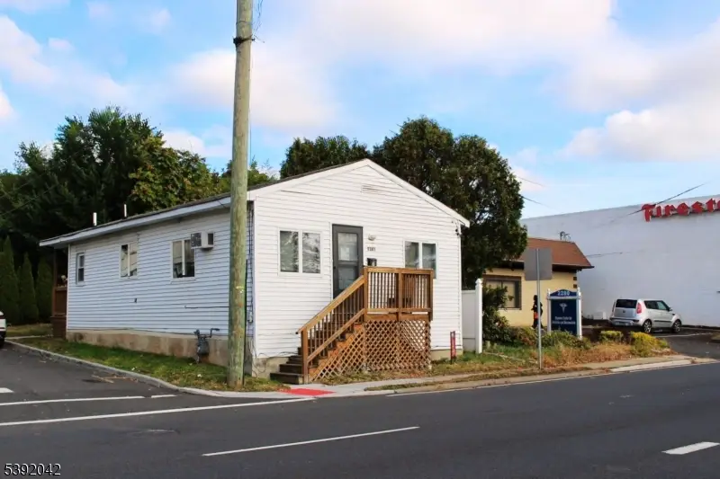 2282 Springfield Ave, Vauxhall, NJ 07088 - #2