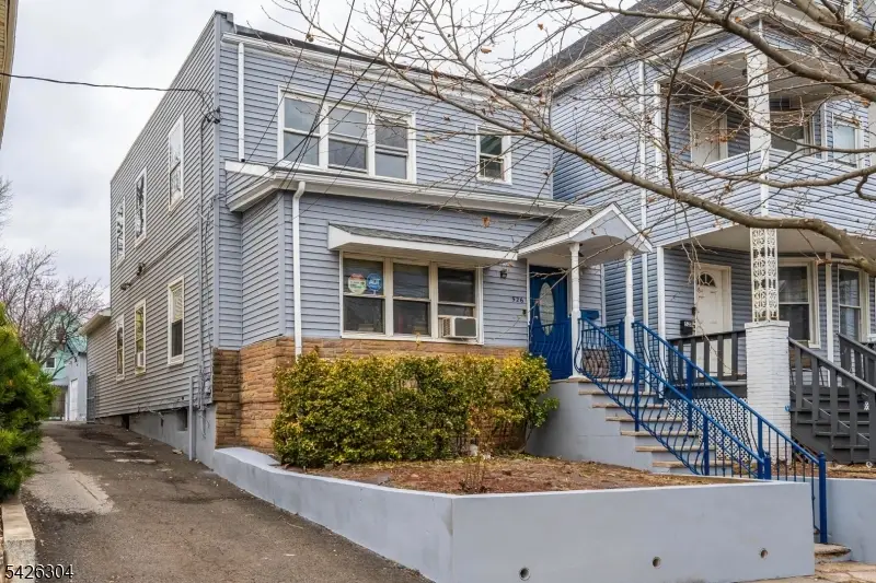 526 Jackson Ave, Elizabeth, NJ 07201 - #1