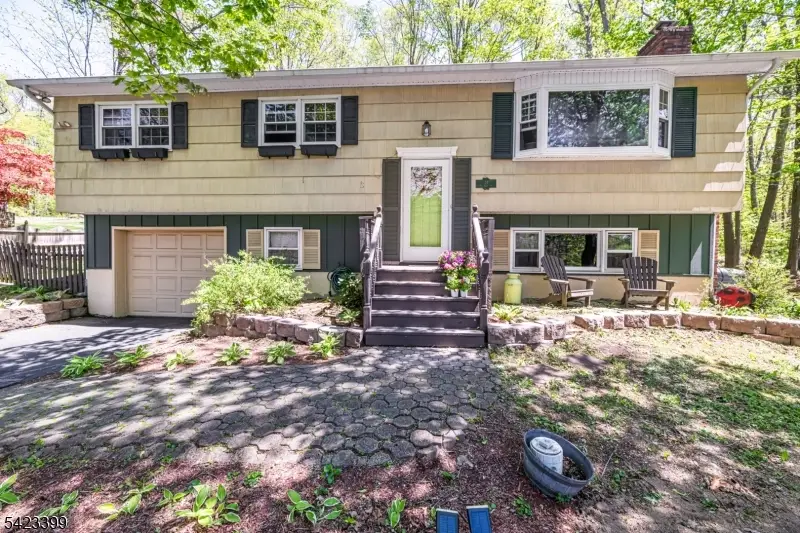 31 Lounsberry Hollow Rd, Vernon Valley, NJ 07462 - #3