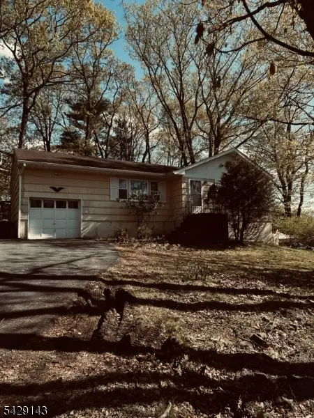 264 Carentan Rd, Hopatcong, NJ 07843 - #1