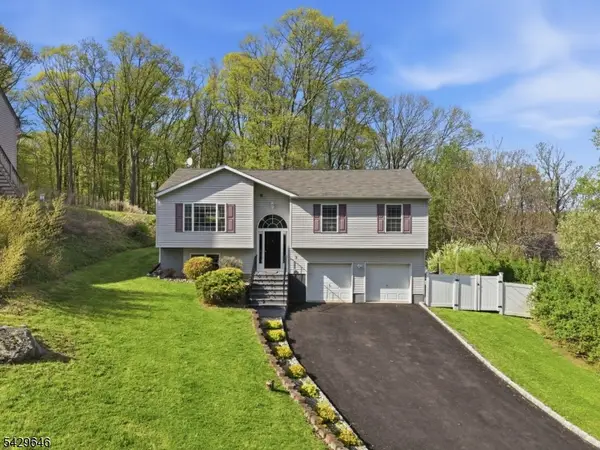 7 Brendona Ave, Hopatcong Boro, NJ 07874