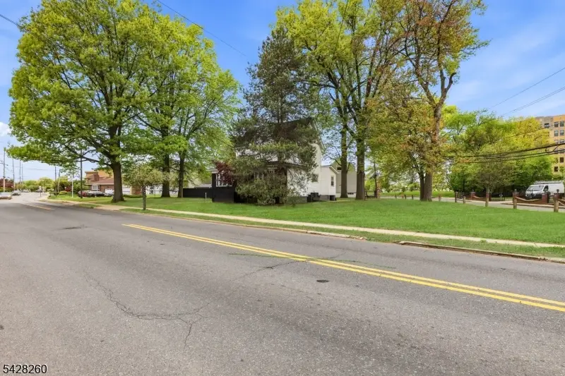 600 Belleville Ave, Belleville, NJ 07109 - #3