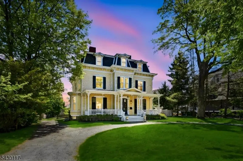 21 Franklin Pl, Morristown, NJ 07960 - #3