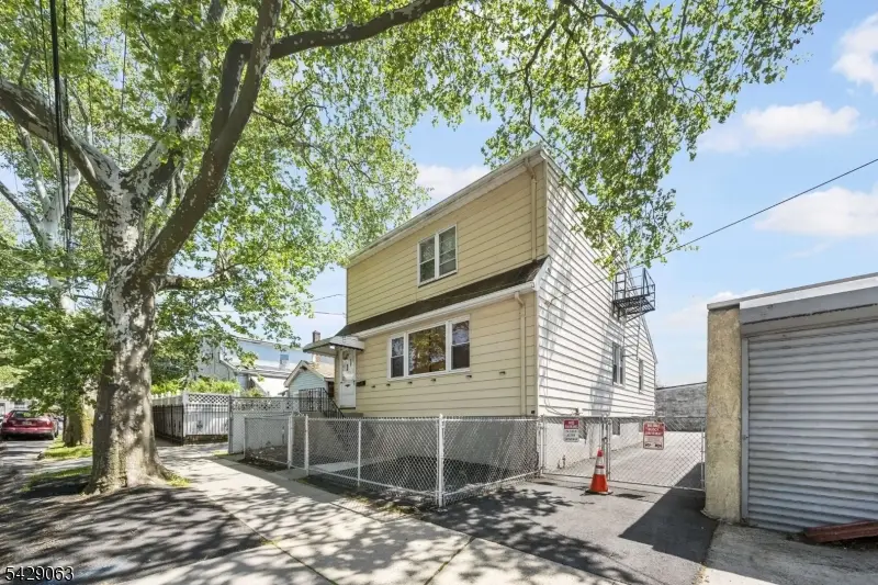 466 Delavan Ave, Newark, NJ 07107 - #1