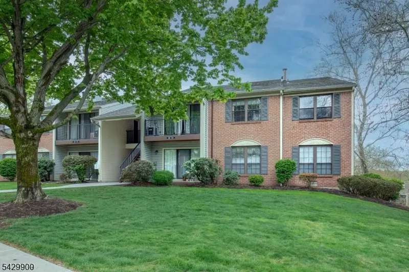 142 Woodward Ln, Bernards, NJ 07920 - #1