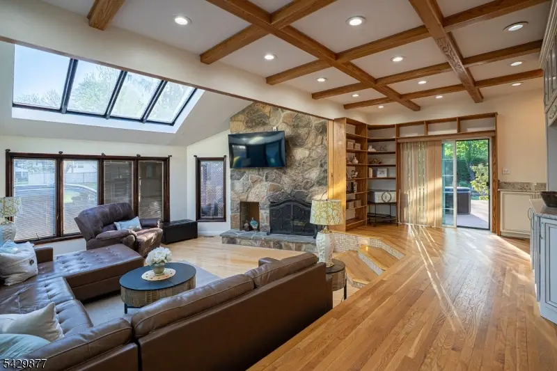135 Ridge Rd, Nutley, NJ 07110 - #3