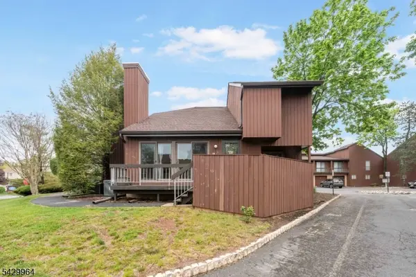 59 Taurus Dr #4D, Hillsborough Twp., NJ 08844