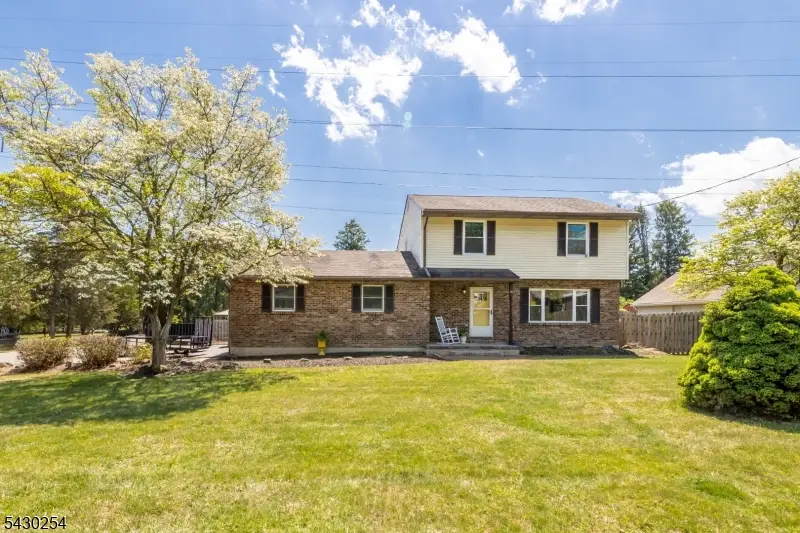 16 Abrams Rd, Holland, NJ 08848 - #1