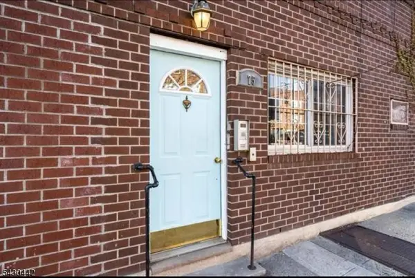 75 Palisade Ave #1, Jersey City, NJ 07306