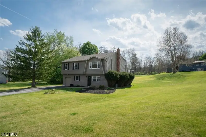 15 Carol Dr, Glenwood, NJ 07462 - #3