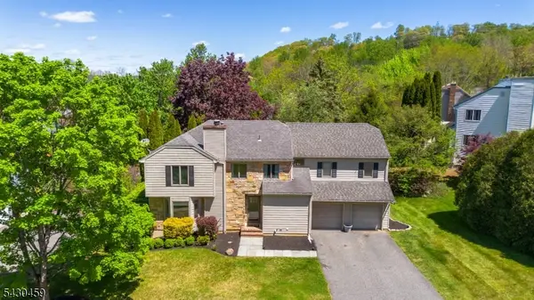 20 Knob Hill Rd, Washington Twp., NJ 07840