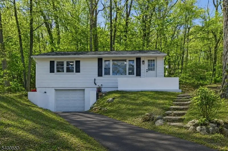 45 W Shawnee Trl, Lake Hopatcong, NJ 07885 - #1