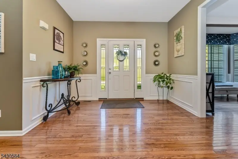 9 Hawk Dr, Raritan, NJ 08551 - #3