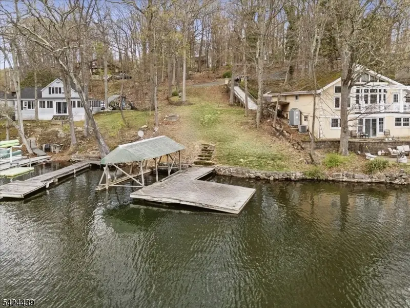 8 Oneida Ave, Hopatcong, NJ 07843 - #2