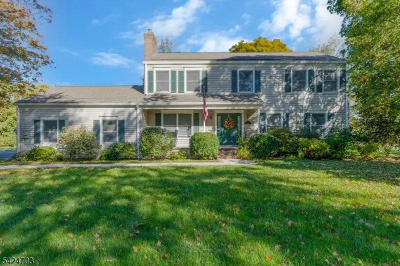 9 Liberty Rd, Bernardsville, NJ 07924 - #1
