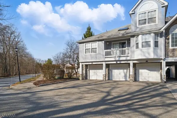 146 Whisper Way East, Roxbury Twp., NJ 07852