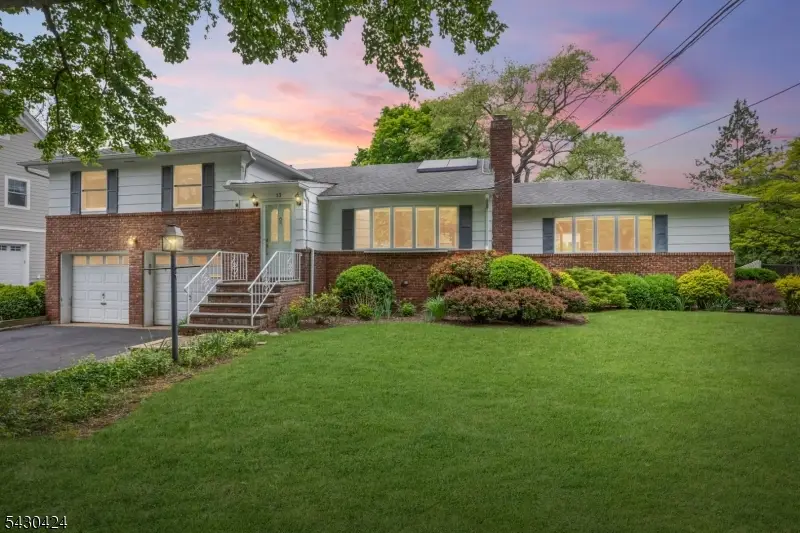 13 Harvard St, Summit, NJ 07901 - #1