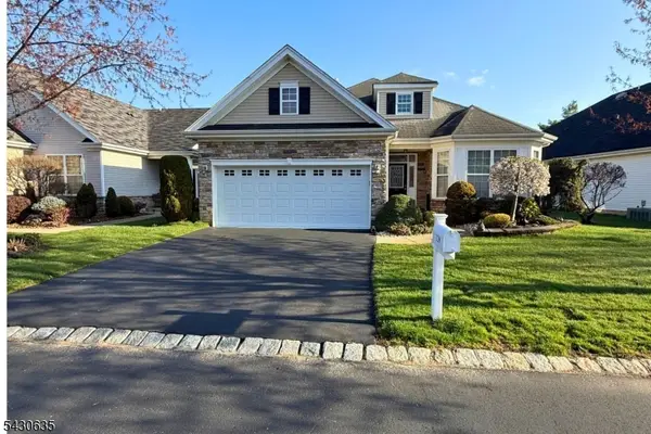 120 Crescent Way, Monroe Twp., NJ 08831