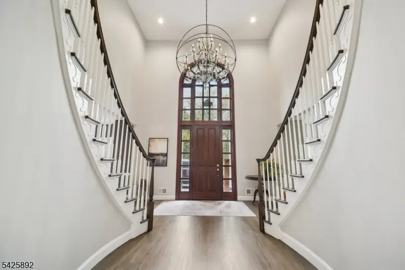 50 Sequoia Dr, Watchung, NJ 07069 - #3