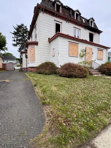 17 Westcott St, East Orange, NJ 07017 - #2