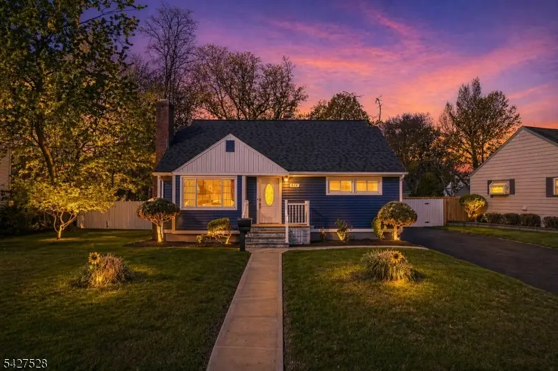 812 Sterling St, Plainfield, NJ 07062 - #1