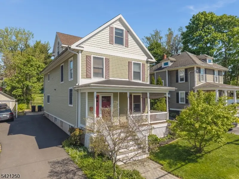 22 Broad St, Flemington, NJ 08822 - #1