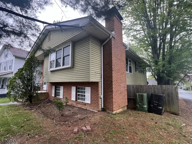 89 W Warren St, Washington, NJ 07882 - #2