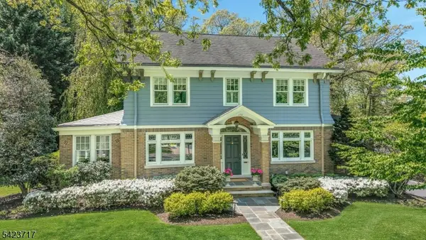 230 Summit Ave, Summit City, NJ 07901