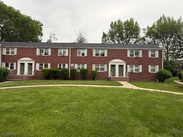 16A Carolyn Ter, Roselle Boro, NJ 07203