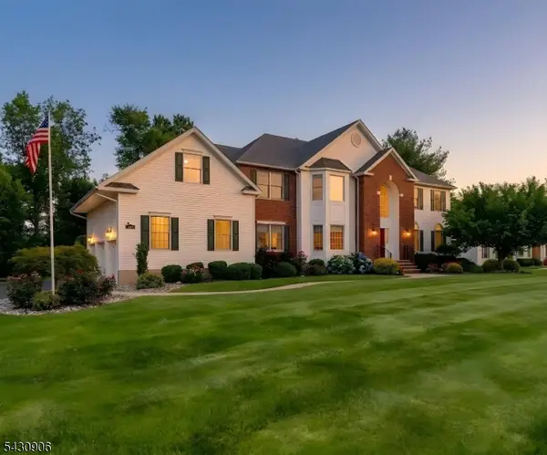 305 Charlton Ln, Branchburg Twp., NJ 08853