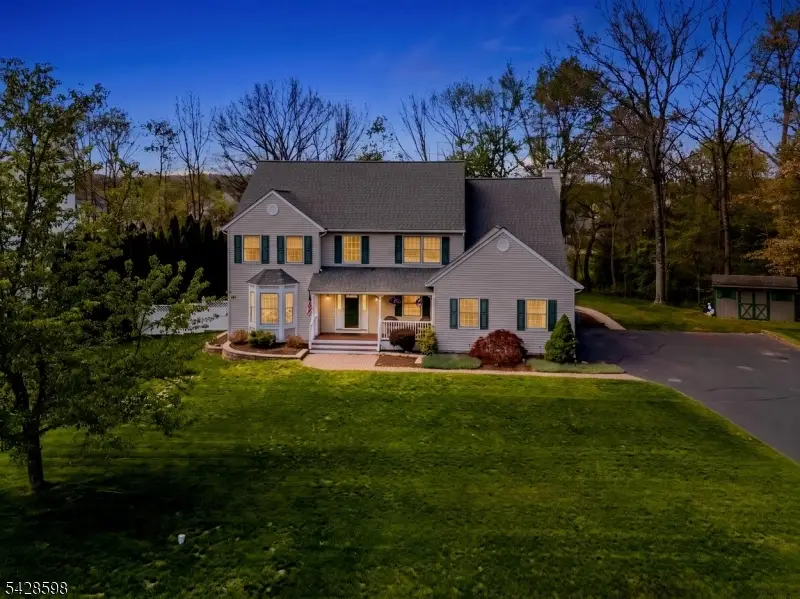 14 Chelsea Dr, Oak Ridge, NJ 07438 - #1