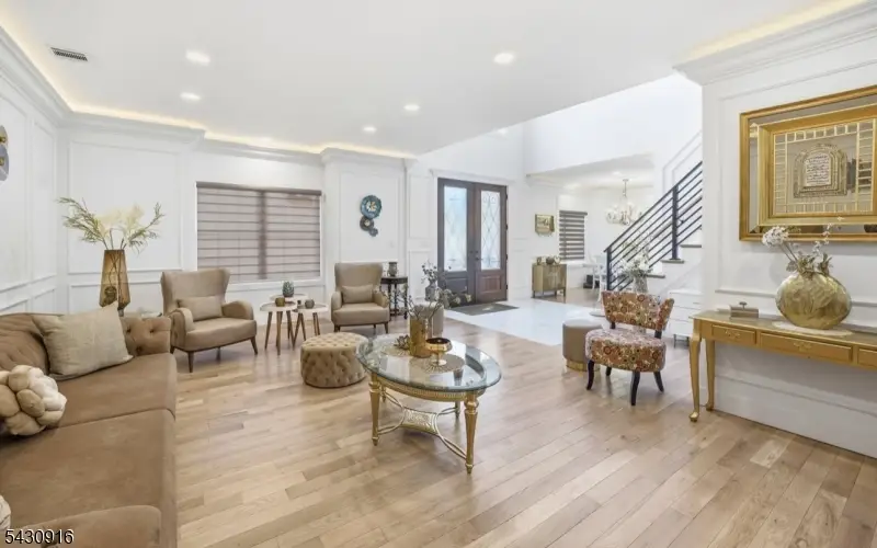 25 Mayfair Pl, Clifton, NJ 07013 - #3