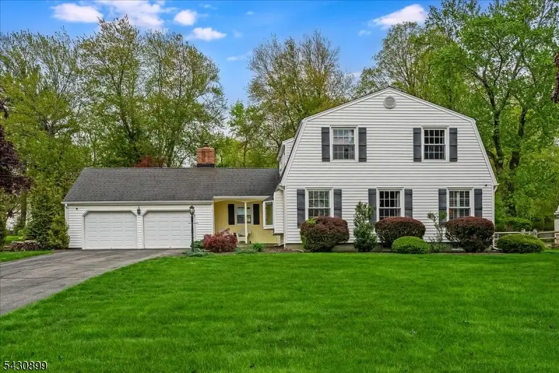 7 Heritage Dr, Sparta, NJ 07871 - #2