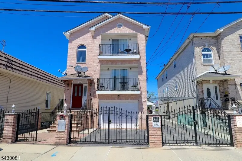 13-15 Garibaldi Ave, Newark, NJ 07114 - #1