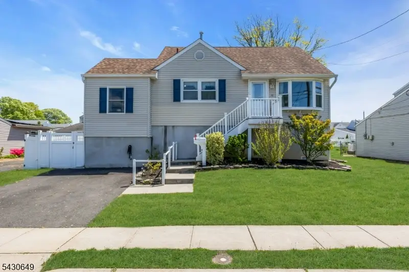 10 Haug St, Union Beach, NJ 07735 - #1