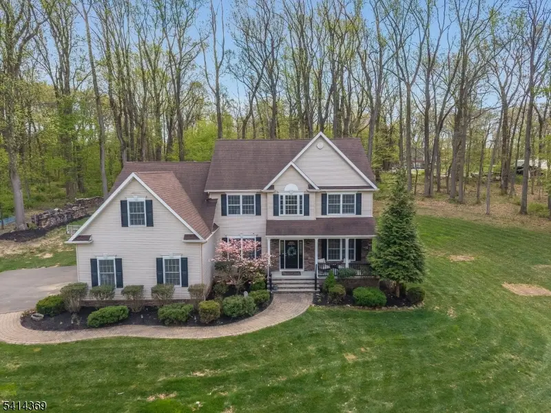 40 Quakertown Rd, Pittstown, NJ 08867 - #1